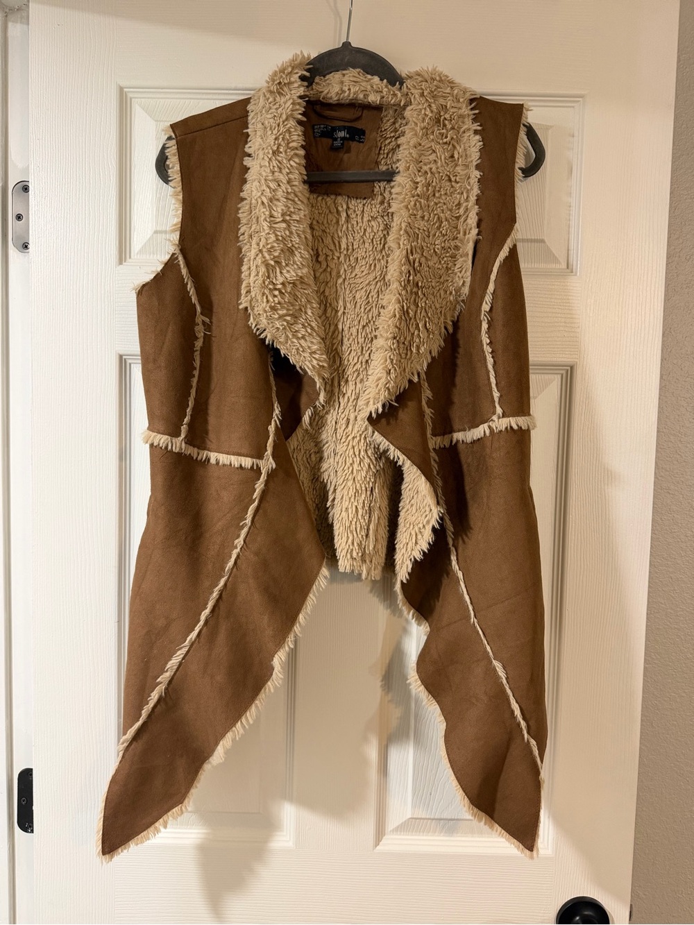 Sioni Vintage Faux Fur Patchwork Flowy Vest
